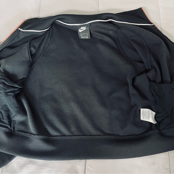 Nike Air Tracksuit SET - Picture 5 of 10